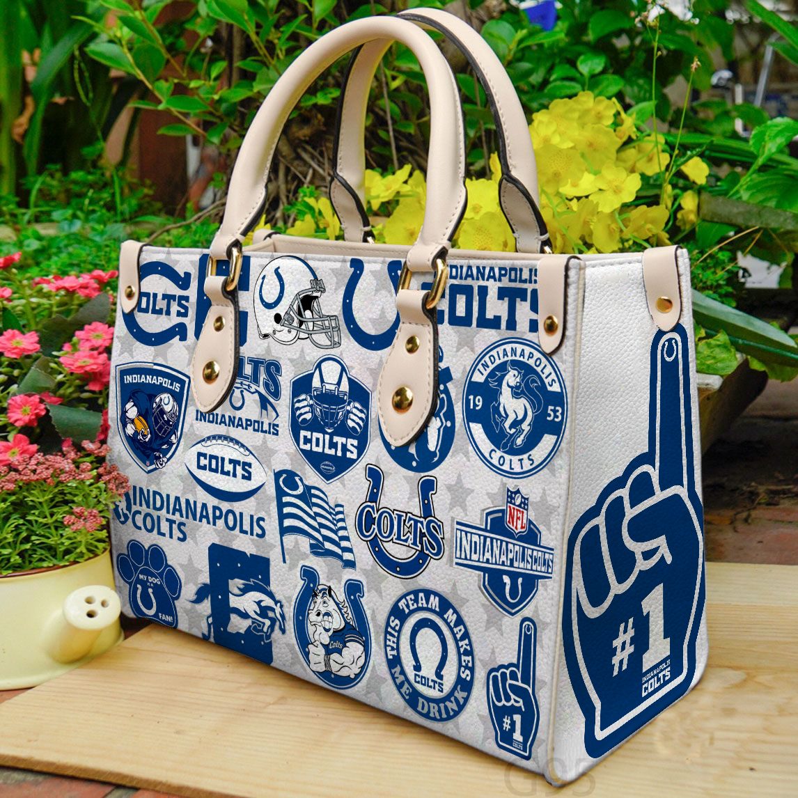 BAG white 13 2