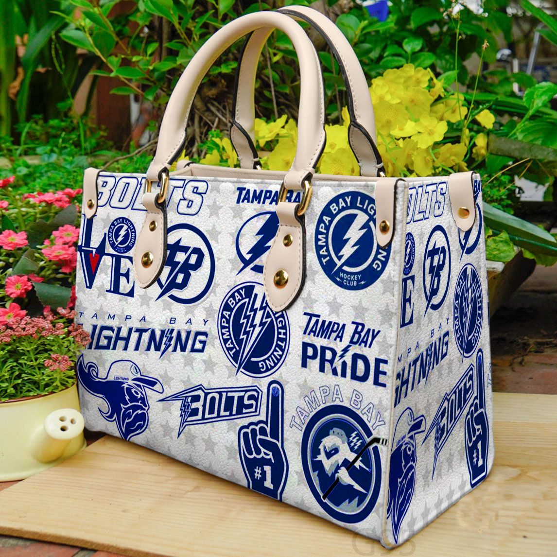 BAG white1 13 1