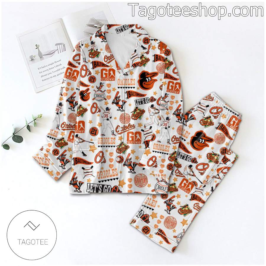 Baltimore Orioles Love Football Pattern Womens Pajamas Set 3e11d0 0