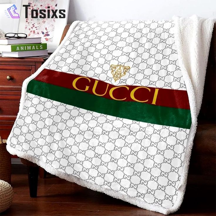 Gucci red green white luxury brand premium blanket fleece home decor 5 Blanket Fleece Image 1