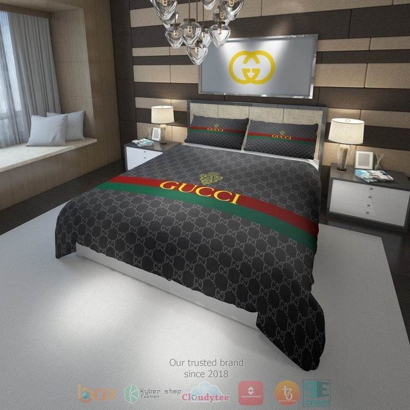 Gucci high end brand grey quilt bedding set