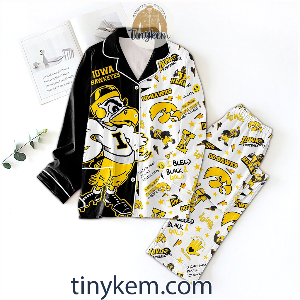 Iowa Hawkeyes football Icons Pajamas Set2B1 QNTk4