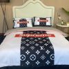 Louis Vuiton Supreme White Black Bedding Set