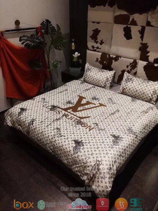 Louis Vuitton Brown white Duvet cover bedding set