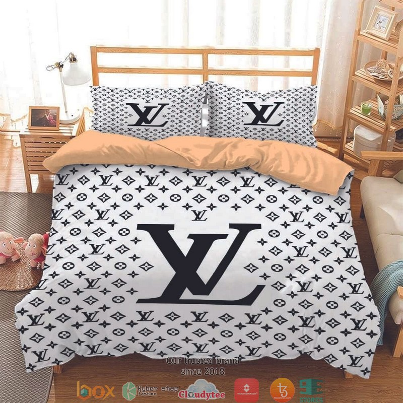 Louis Vuitton LV Black White Quilt Bedding Set