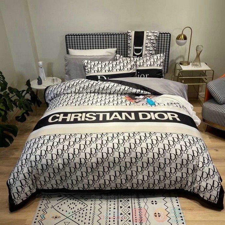 Luxury Christian Dior Brand White Black Bedding Sets