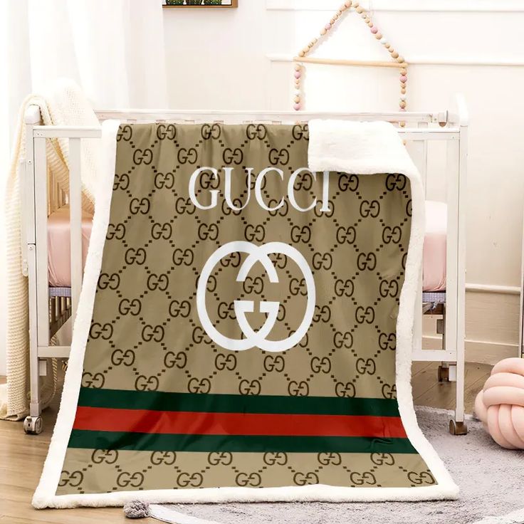 gucci white logo beige luxury brand premium blanket fleece home decor