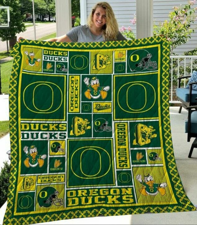 ncaa oregon ducks green yellow quilt fleece blanket v2 wfqf490 qrr33