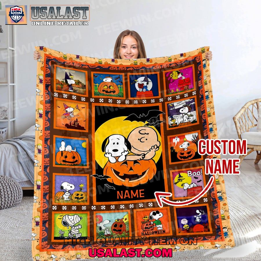 personalized snoopy and peanuts halloween fleece blanket 1 bKxHn