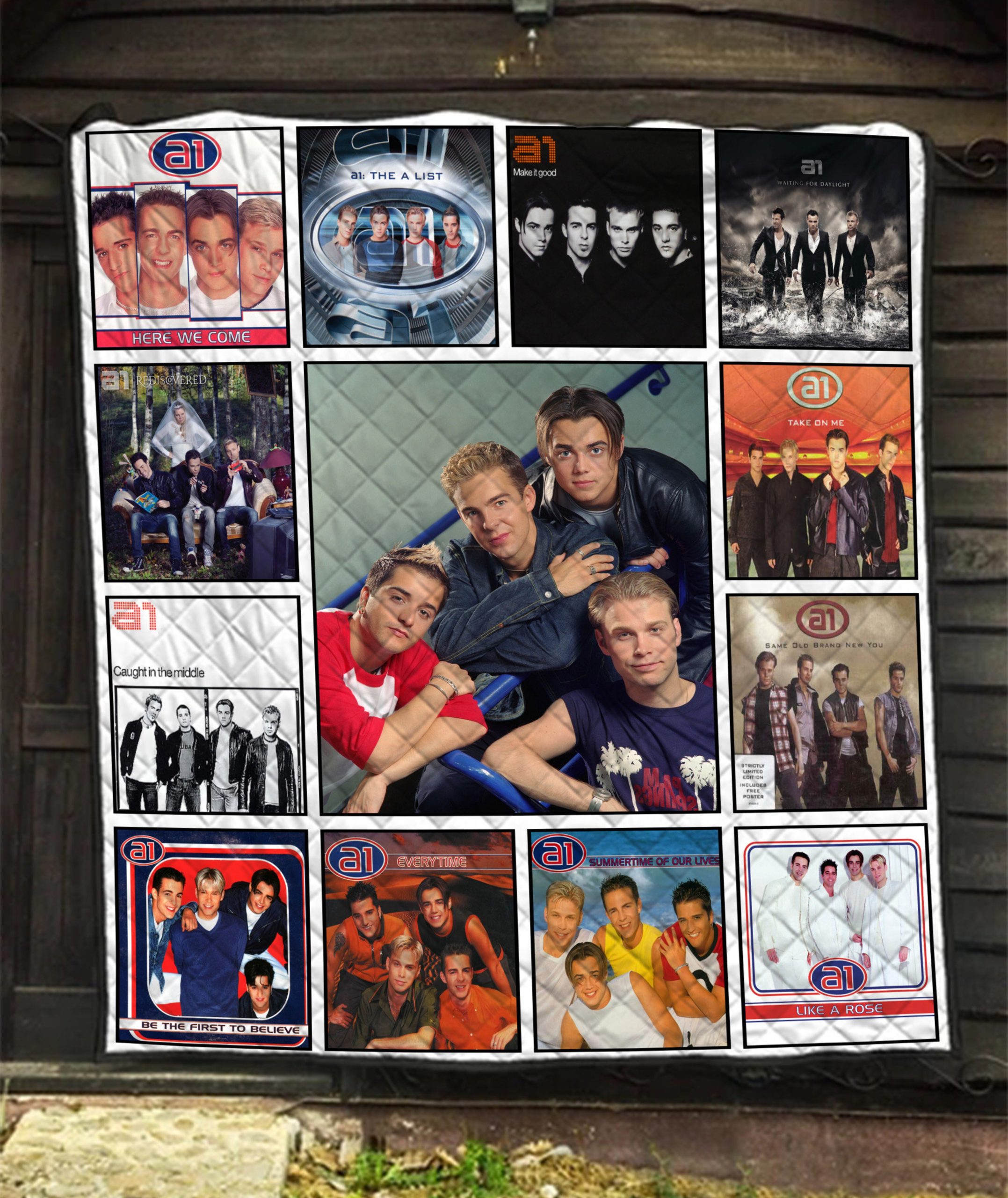 A1 Western Bulldogs Quilt Blanket Perfect for Football Lovers and Western Bulldogs Fans 0 A1 Western Bulldogs Quilt Blanket Perfect for Football Lovers and Western Bulldogs Fans 0