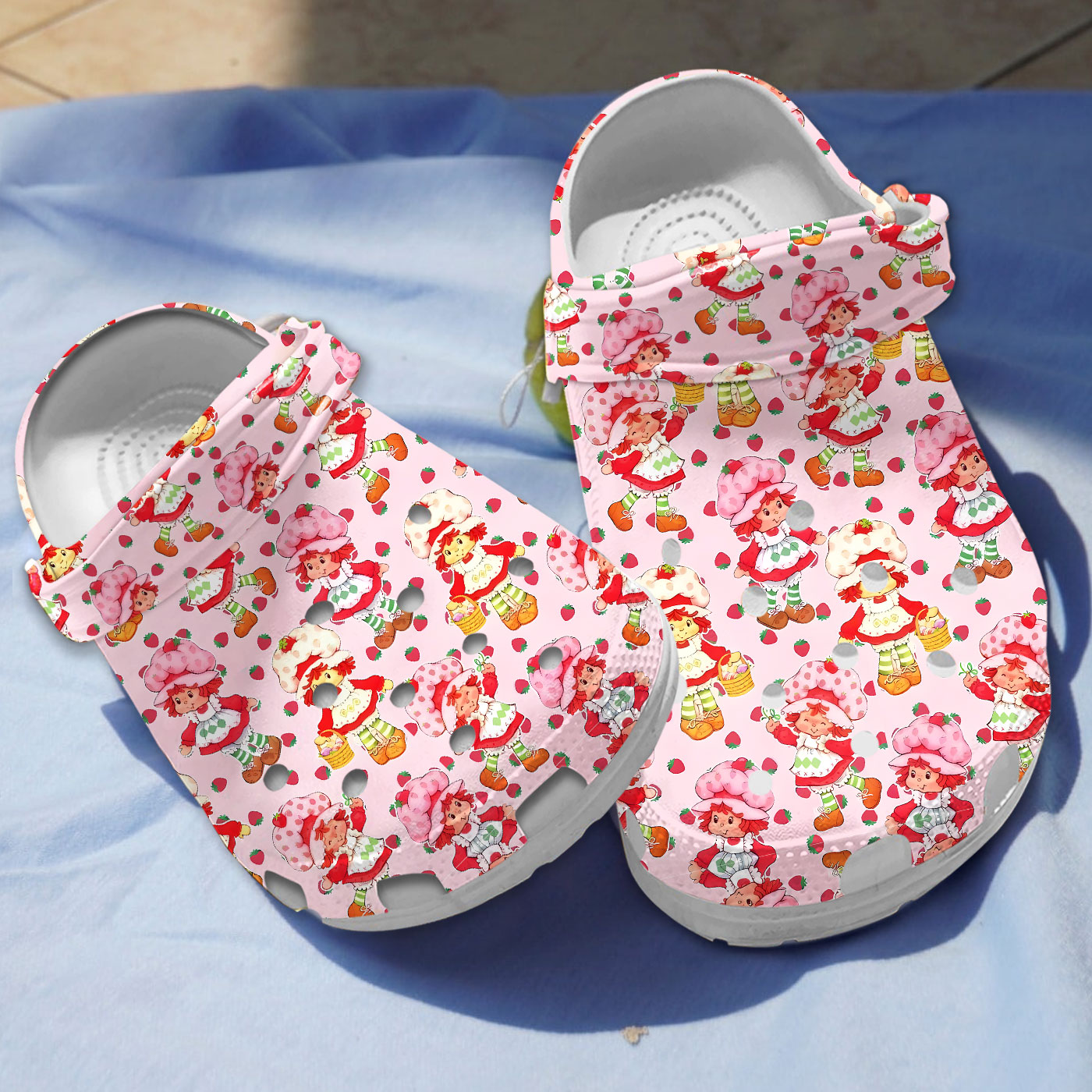 amazing strawberry short cake classic pink clogs hdzjv