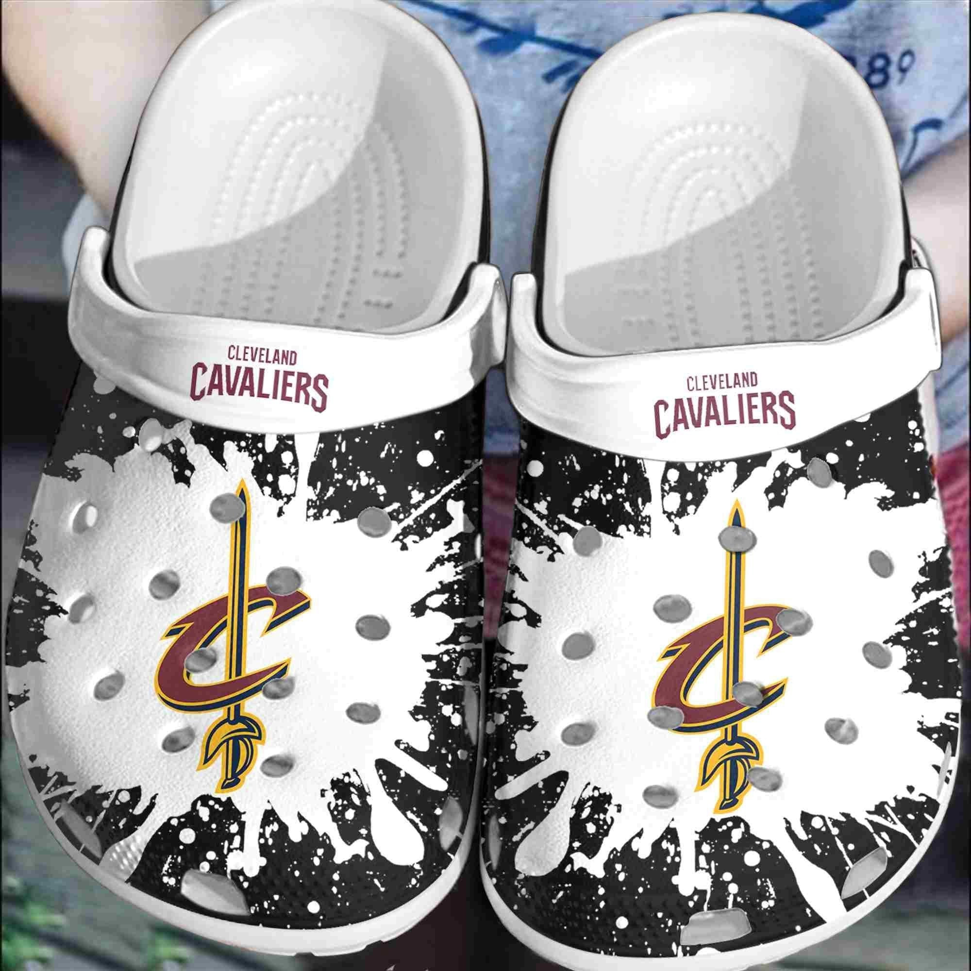 footwearmerch cleveland cavaliers basketball club crocband crocs shoes clogs comfortable for men women 2ya20