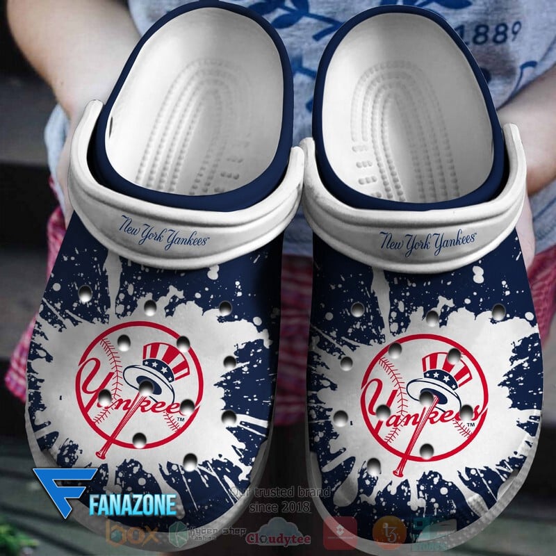 footwearmerch new york yankees mlb sport crocs clogs crocband shoes comfortable for men women and kids 1 fm9qt