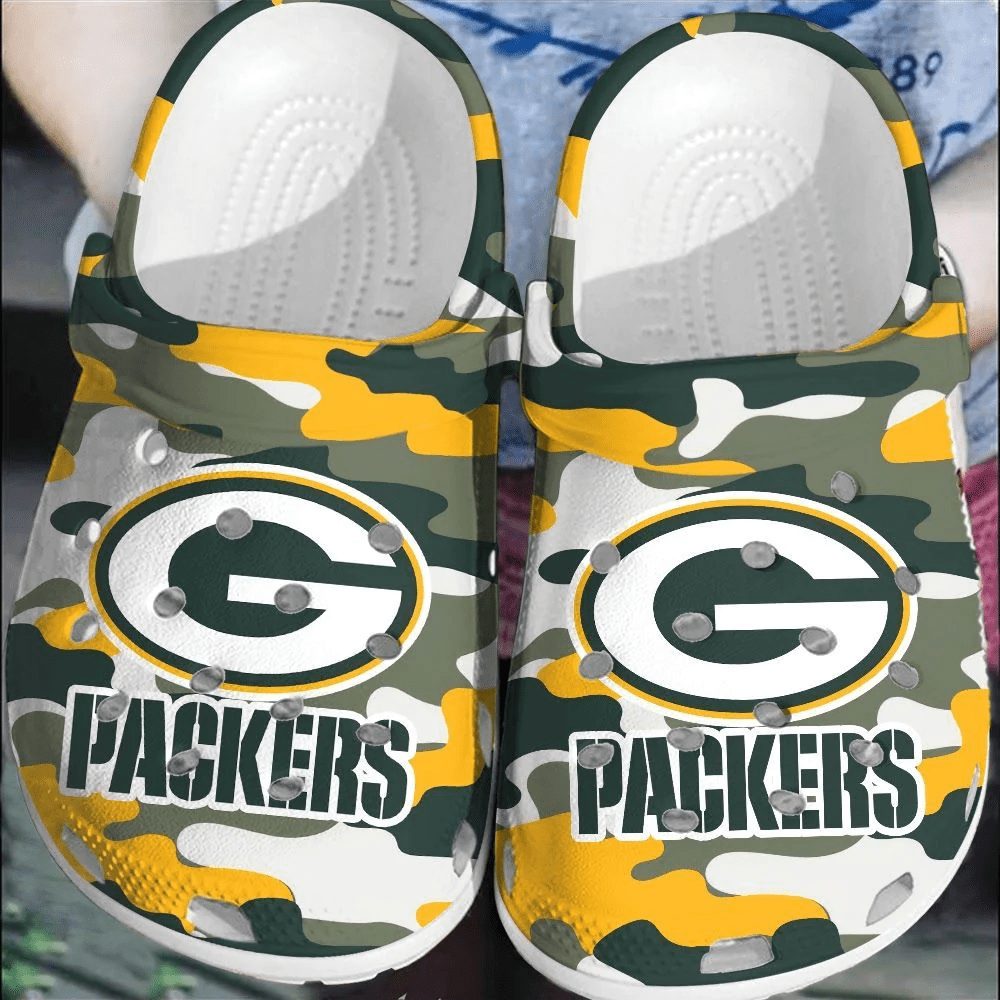 footwearmerch nfl green bay packers football clogs crocs shoes crocband comfortable for men women bqtlr