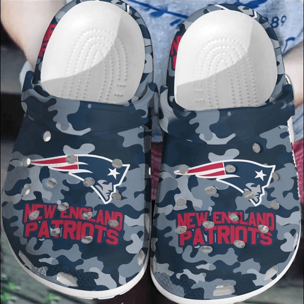 footwearmerch nfl patriots football crocs clogs crocband comfortable shoes for men women khouo
