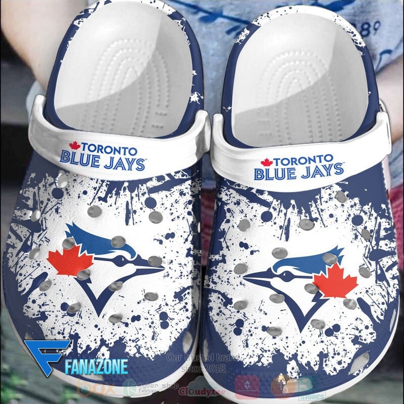 footwearmerch toronto blue jays mlb sport crocs clogs crocband shoes comfortable for men women and kids 4fudn
