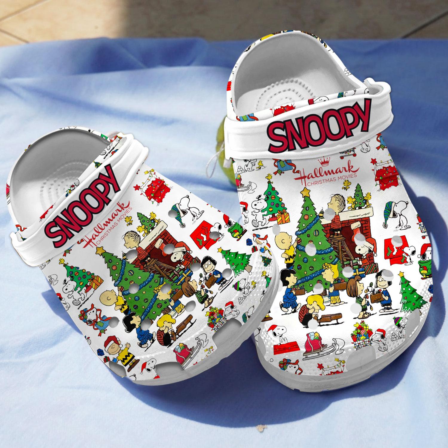 happy holiday christmas snoopy cartoon clogs for kids adults mozvz