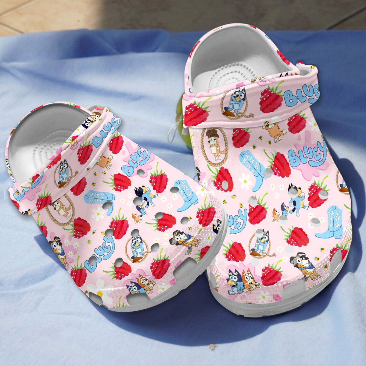 lightweight bluey pink clogs for kids 26 adluts oawt5