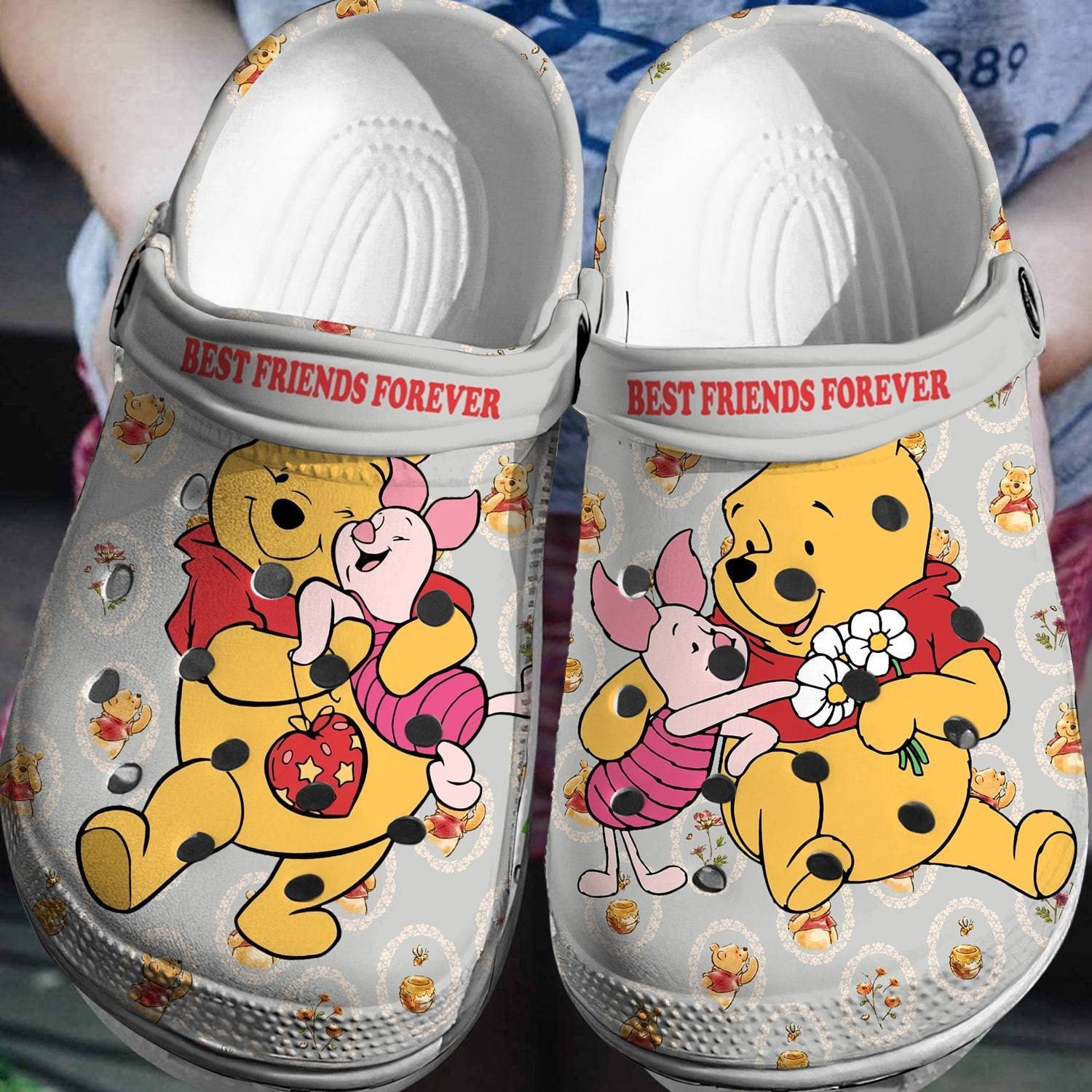 lovely winnie the pooh and piglet love flowers clogs for kids and adults rmpo2