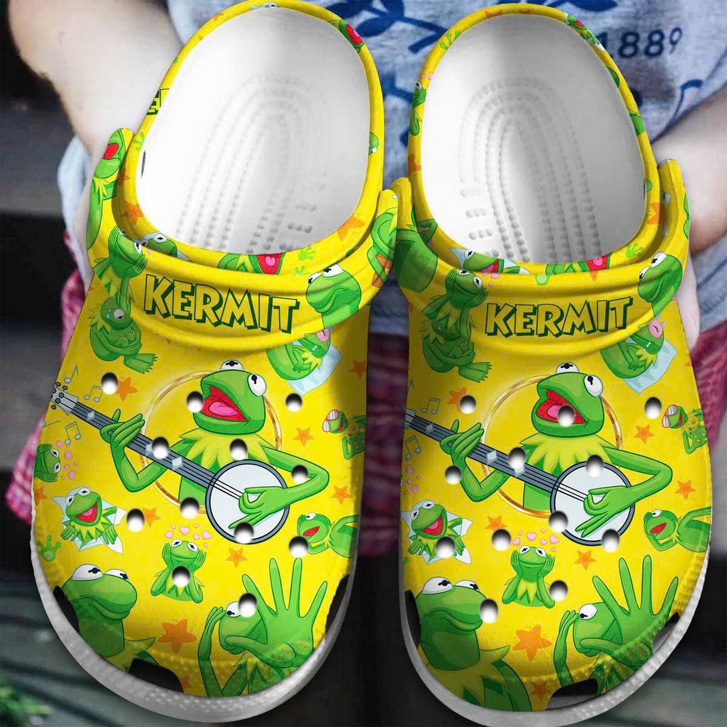 mupet kermit play music treatment yellow clogs for kids and adults 7al9y