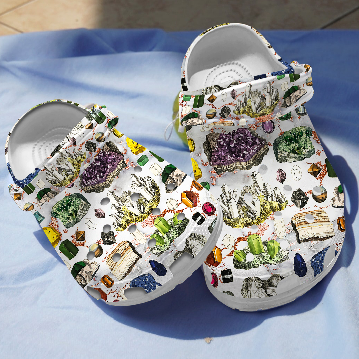 non slip and durable gemstone pattern classic clogs shoes eio3j