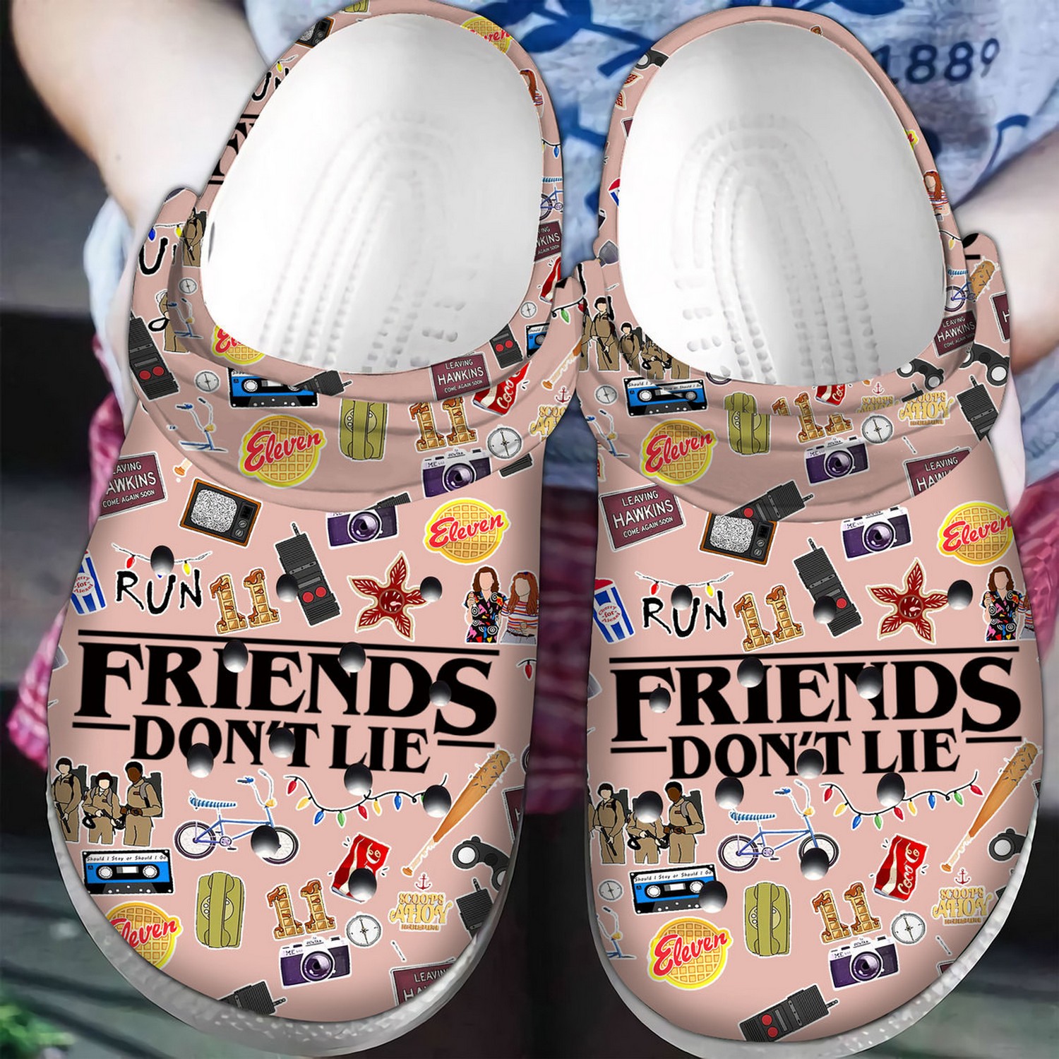 stranger things friends donE28099t lie tv series light pink clogs for kids and adults npioj