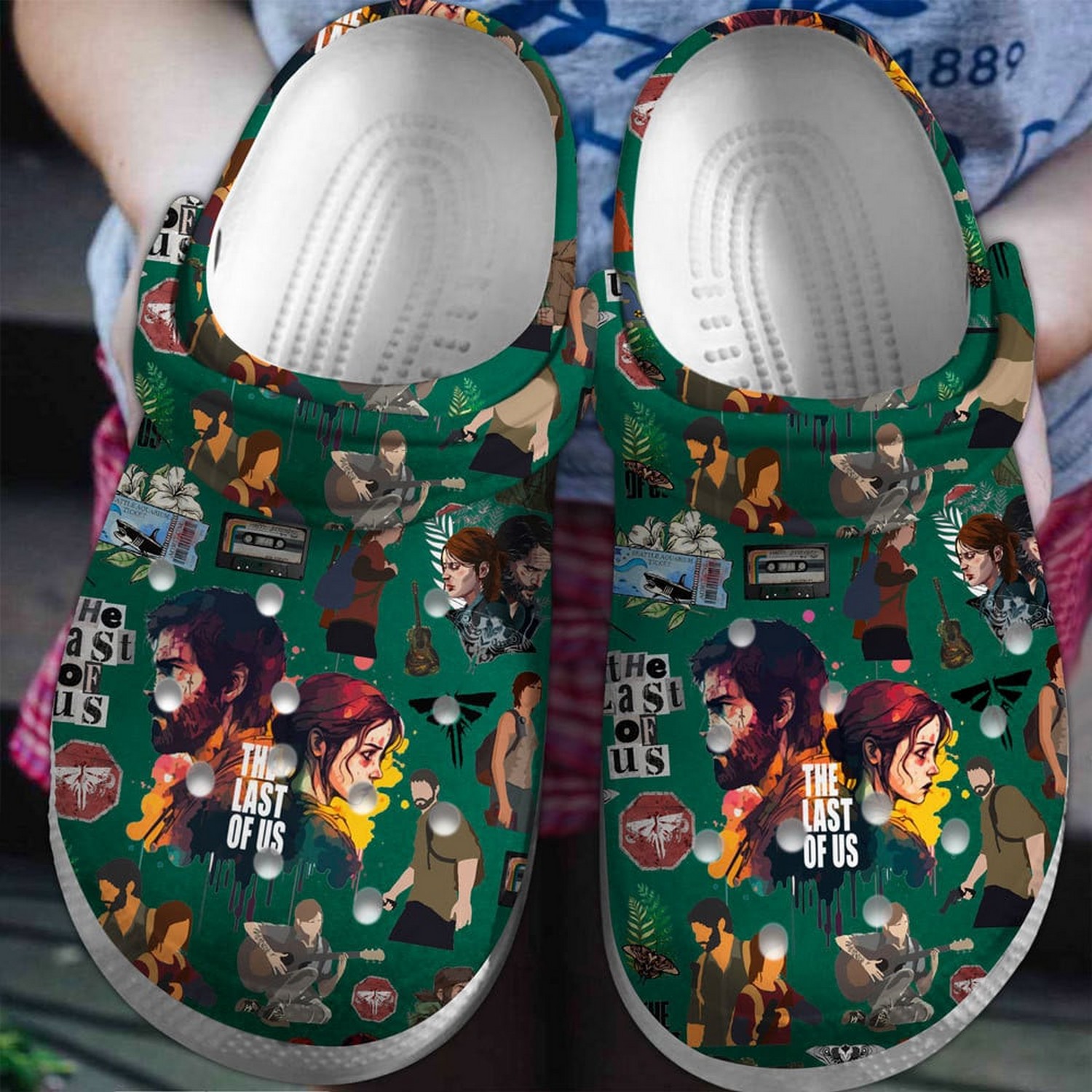 the last of us tv series green background clogs for kids and adults wl5g7