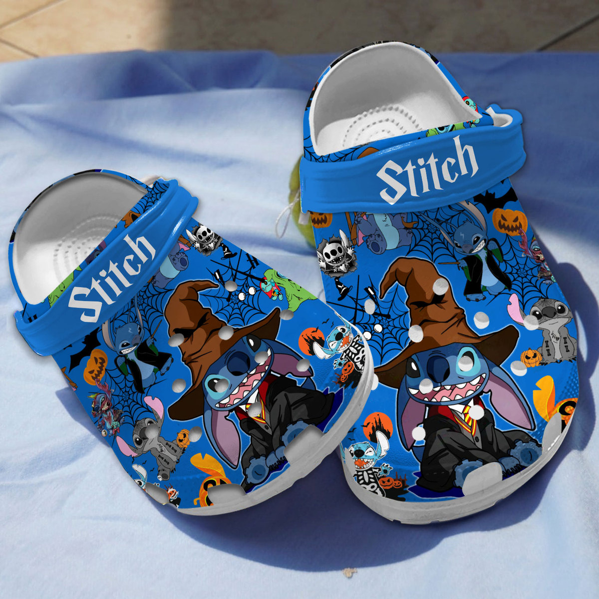 unique design halloween stitch blue unisex clogs creative gift idea for halloween m1ile