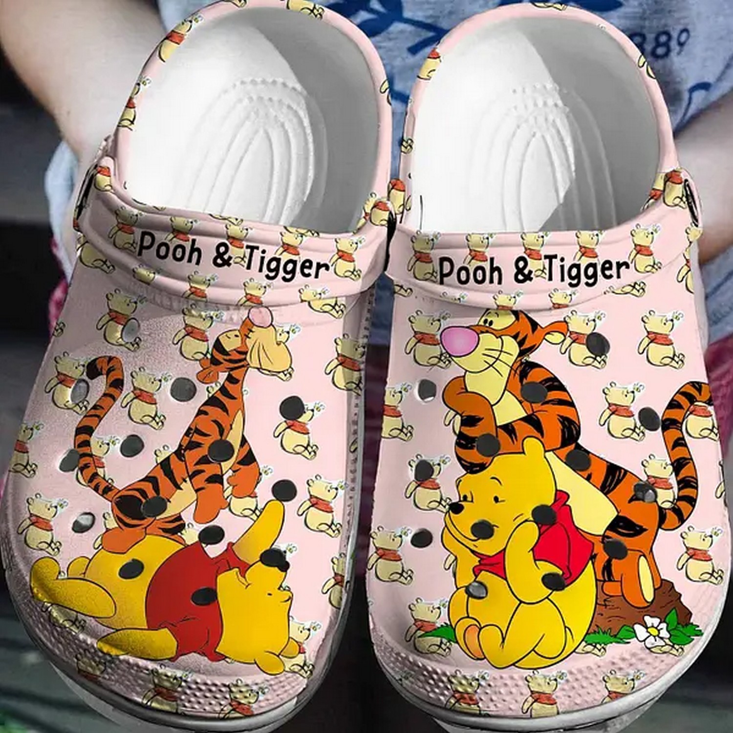 winnie the pooh and tigger playful light pink clogs for kids and adutls puu7o