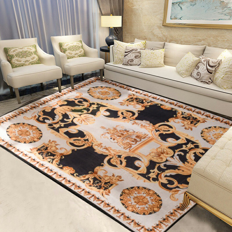 133119219136152789 versace carpets 486343 139d035d 7b95 492a b050 6127b7ca7ff0 1024x1024@2x