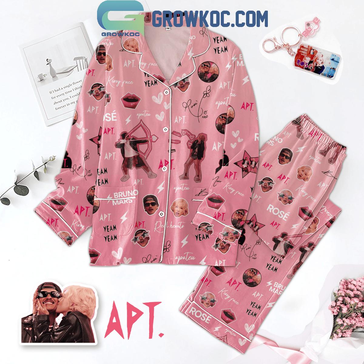 Bruno Mars Apt With Rose Christmas Polyester Pajamas Set 1 URQIt