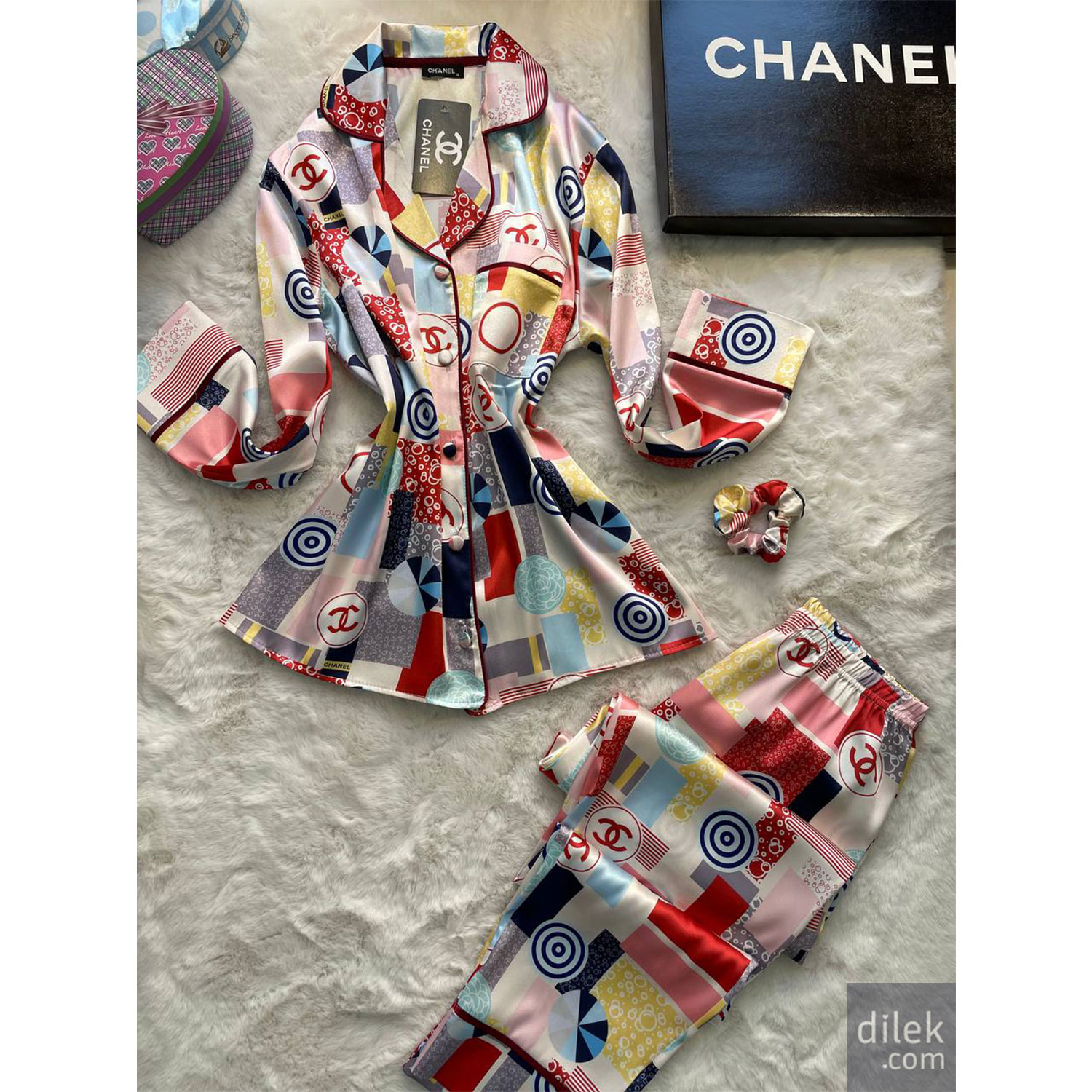 Limited2BEdition2BChanel2BLong2BPajama2BE280932BDN9060612 1 aqlv5