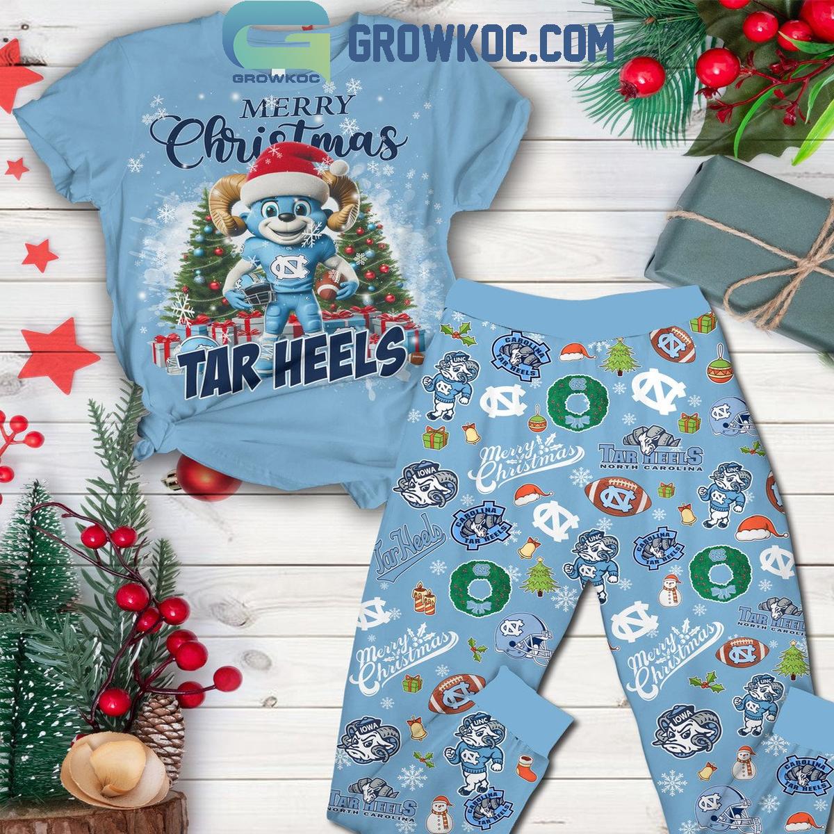 North Carolina Tar Heels Merry 2024 Christmas Holidays Fleece Pajamas Set 1 oY6NQ