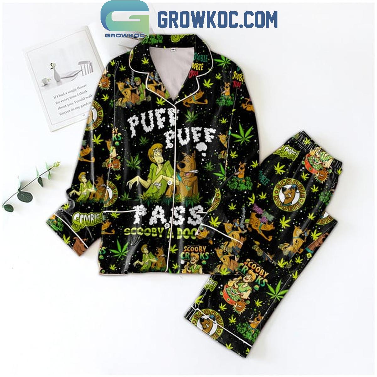 Scooby Doo Where Are You Puff Puff Pass Cannabis Polyester Pajamas Set 1 cqfIv
