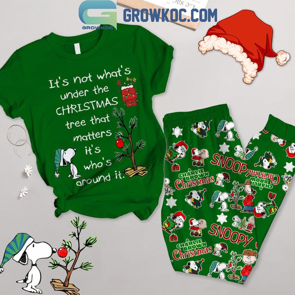 Snoopy Its Not What Under The Christmas Tree Green Fleece Pajamas Set 1 PjHD5