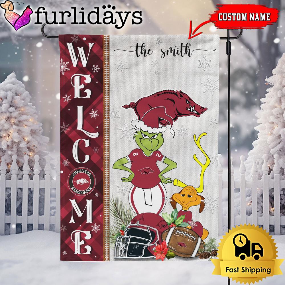 custom ncaa arkansas razorbacks football grinch christmas welcome garden flag5250