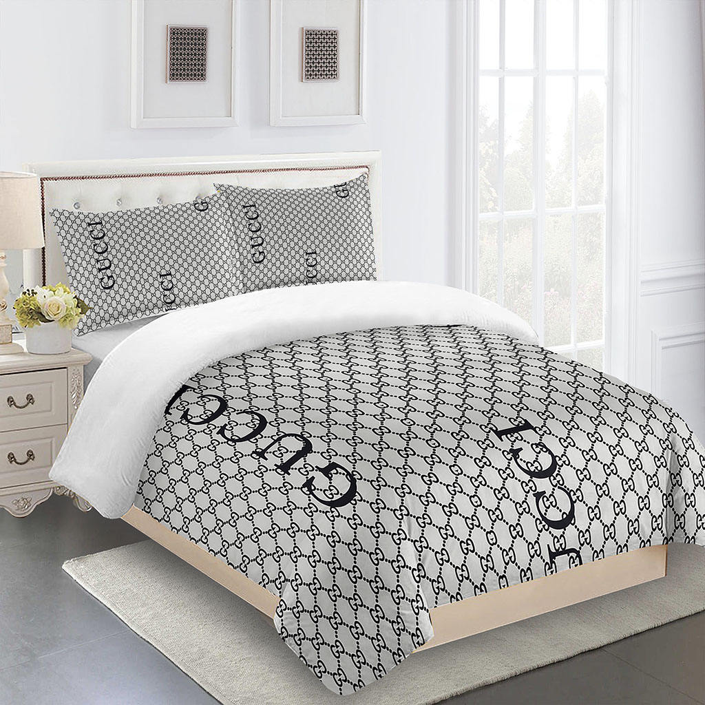 guccibeddingsetgrayandblackLuxurybedsheets 5dd06db8 1e5b 4d83 bd1c f02152a3c894 1024x1024@2x