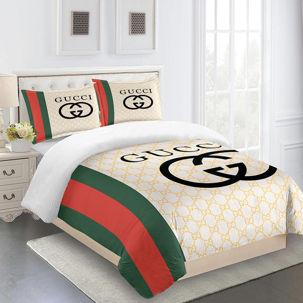 guccibeddingsetgreenredbeigLuxurybedsheets f746a2c9 3039 432d a745 6672b8107baf 1024x1024@2x