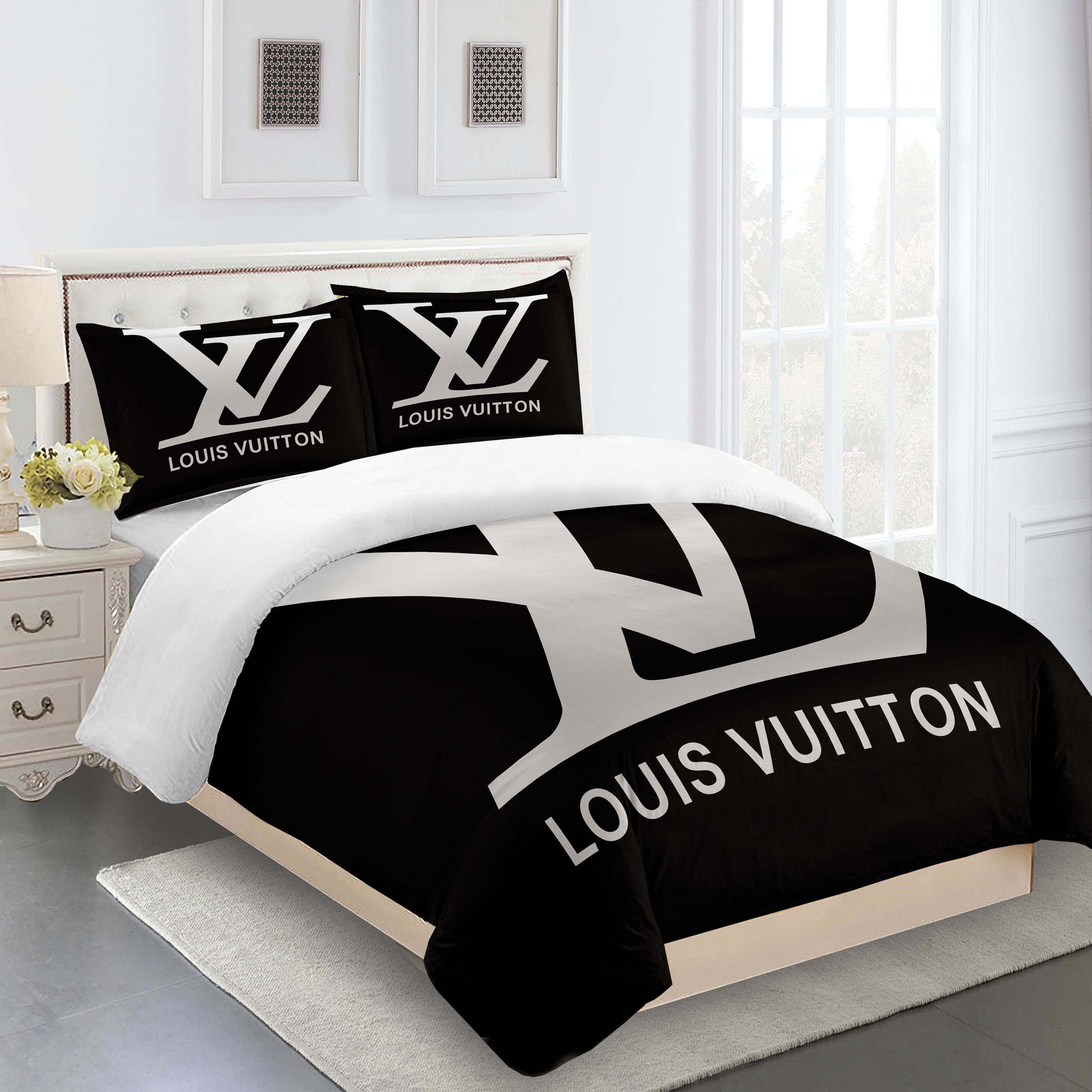 louisVuittoncomfortersetFullblacklogo 16836e3d d163 433e a7f0 4035c4e0e4be 1024x1024@2x