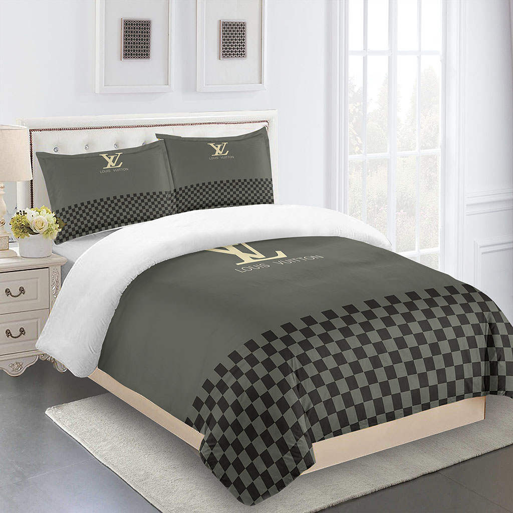 louisVuittoncomfortersetgrayandblack ba58d0ac a6c9 4b9a bbc6 4ac2446b6fc7 1024x1024@2x